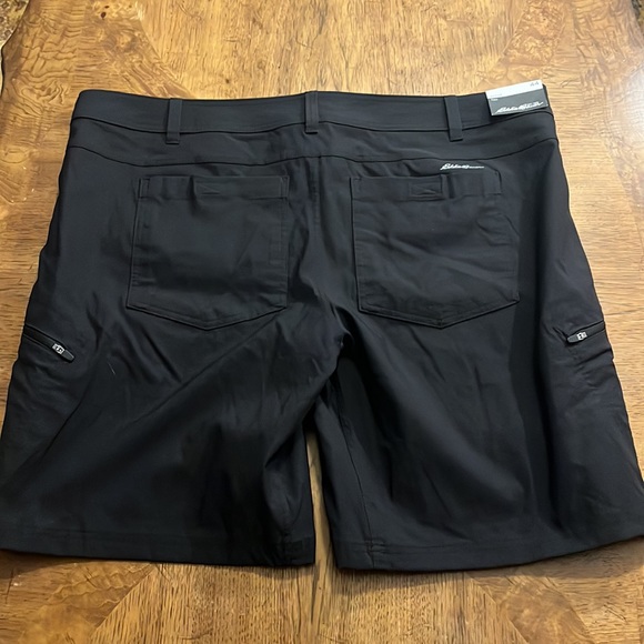 NWT Men’s Eddie Bauer size 44 Guid Pro Shorts 9” - Picture 3 of 10